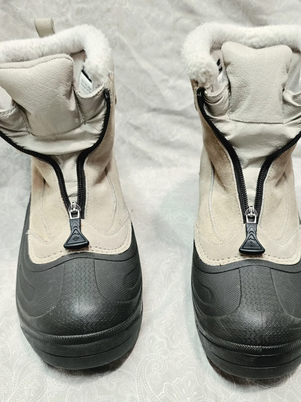 Columbia Women's Cascadian Snowchill Suede Winter Snow Boots Gray Size 10